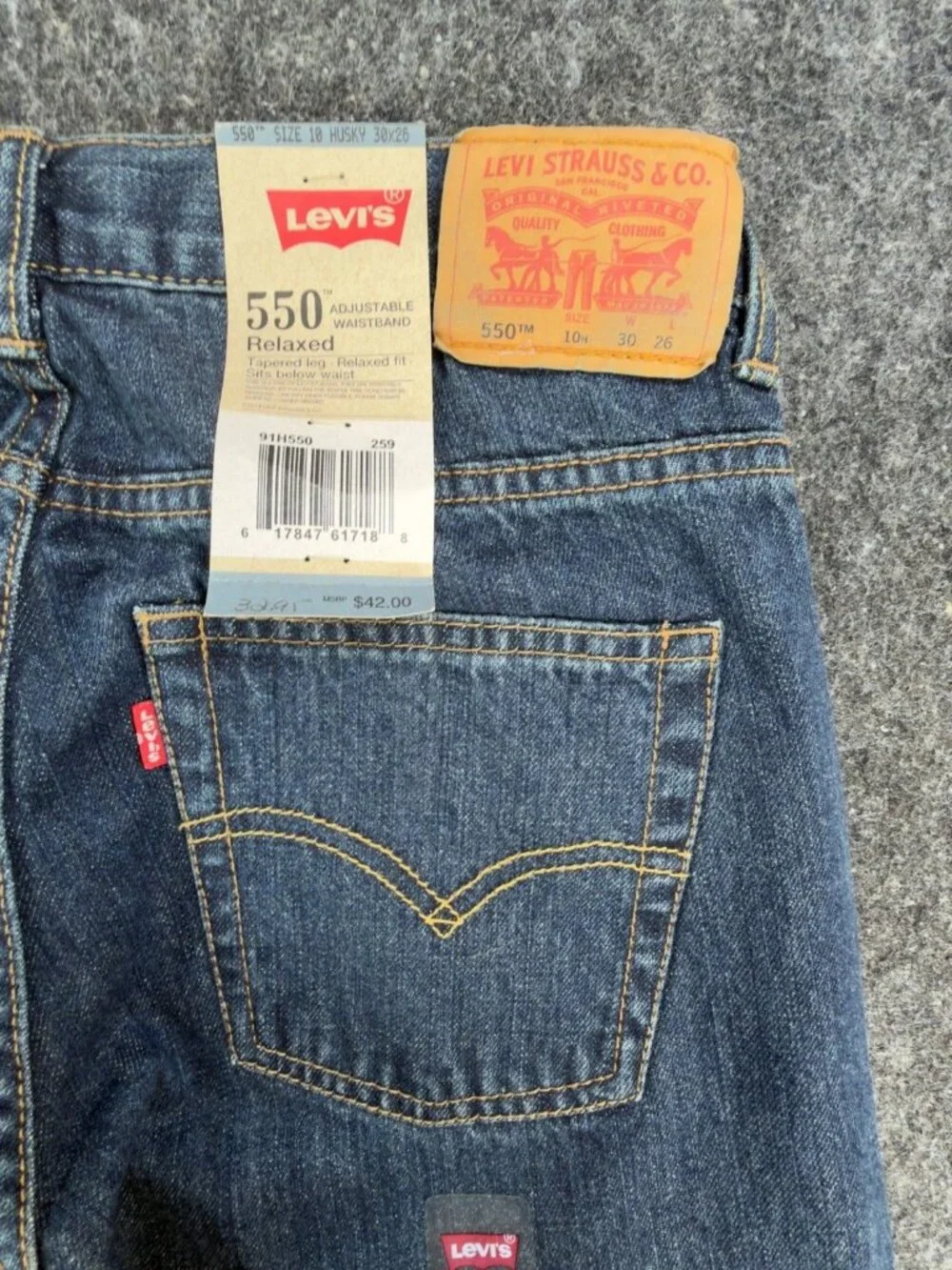 Levi's 550 Relaxed Jeans Boys 10 Husky Blue Cotton Tapered Adjustable Waist NEW